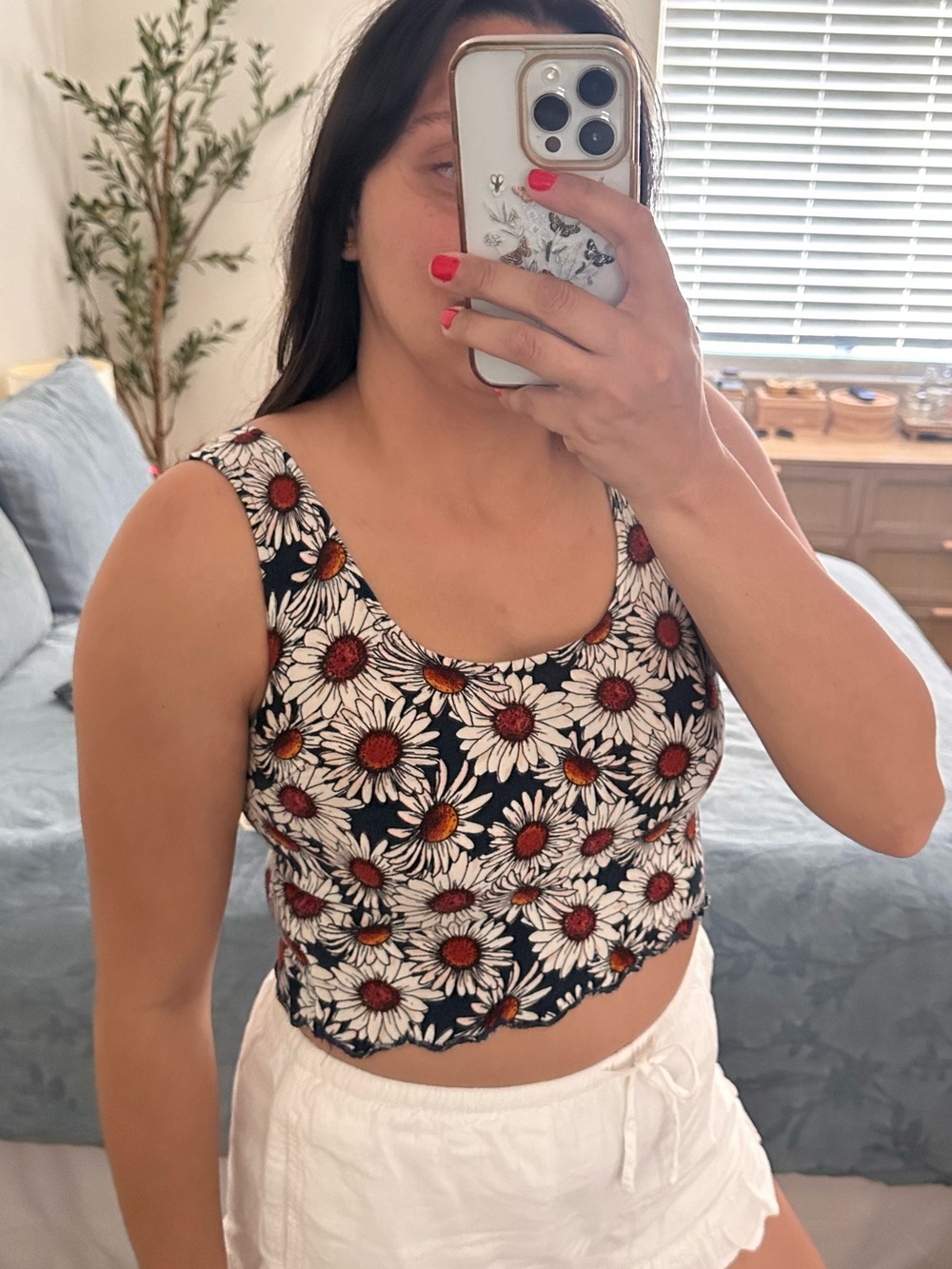 La Hearts Daisy Print Scoop Crop Tank